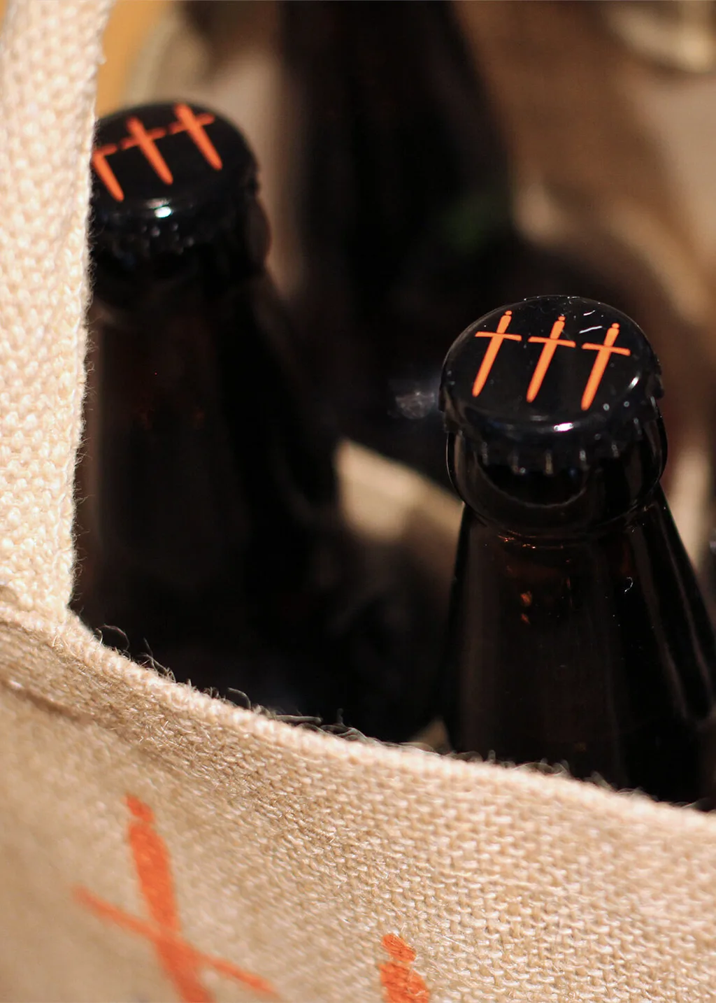 The Three Daggers totebag branding